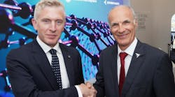Ed Dryden, president of interiors for Collins and Lu&iacute;s Carlos Affonso, SVP of engineering for Embraer, in a joint announcement on CNT test results.