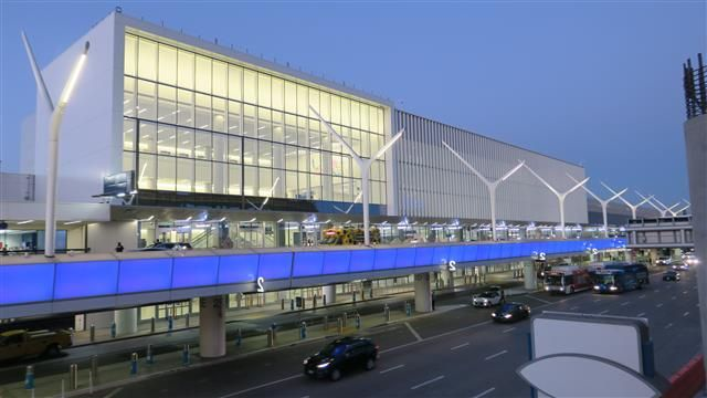 The AtlasIED GLOBALCOM system propels both routine and critical messages, live and pre-recorded, throughout the facility and parking areas, and at LAX includes 14 controllers, 107 amplifiers, 428 microphone stations and 9,845 speakers.