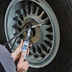 SMART Charge Digital Tyre Inflator