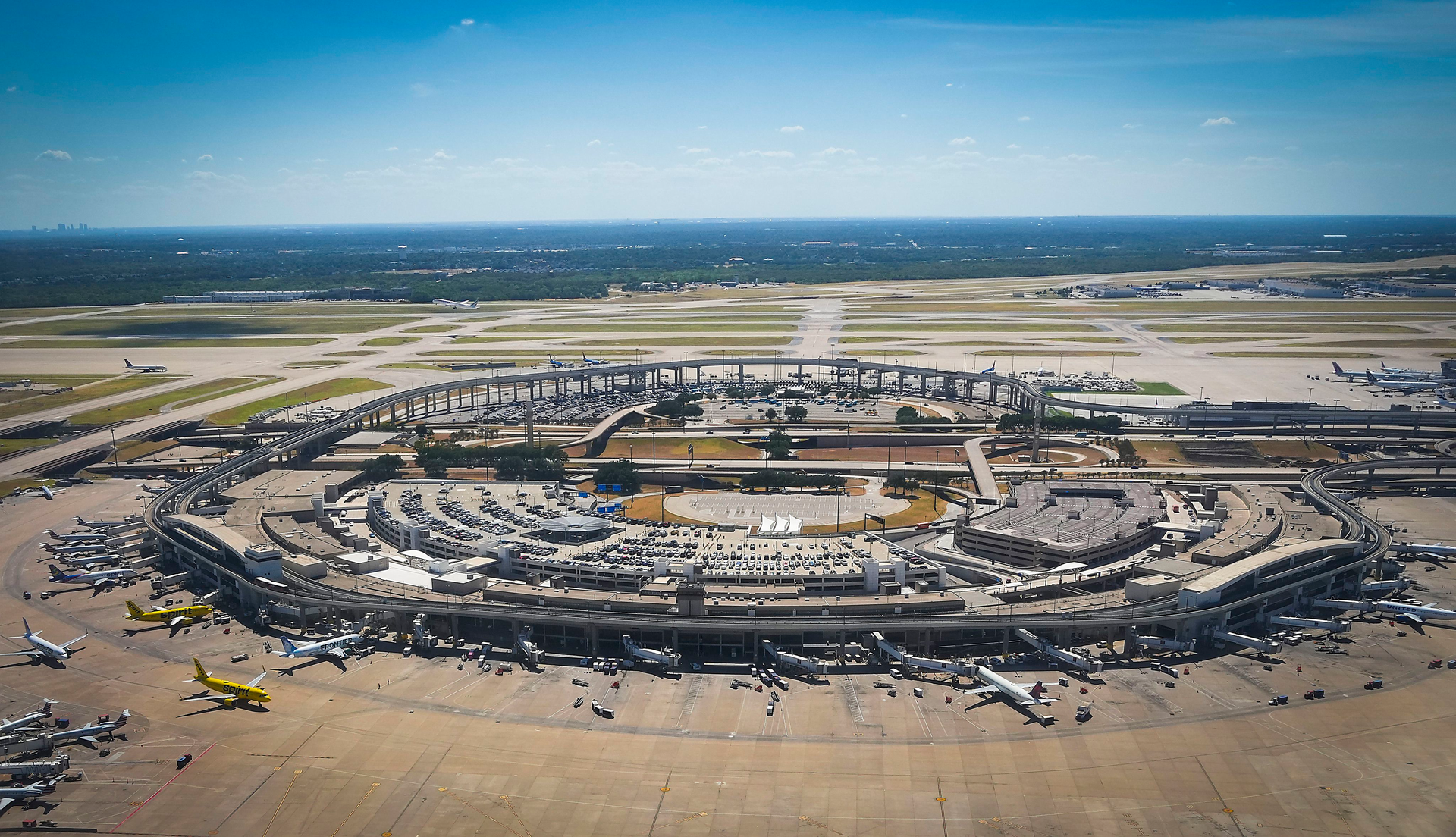 20220912 Amx Biz Dfw Airport Tops Nation Category 1 Da 631f29287505e