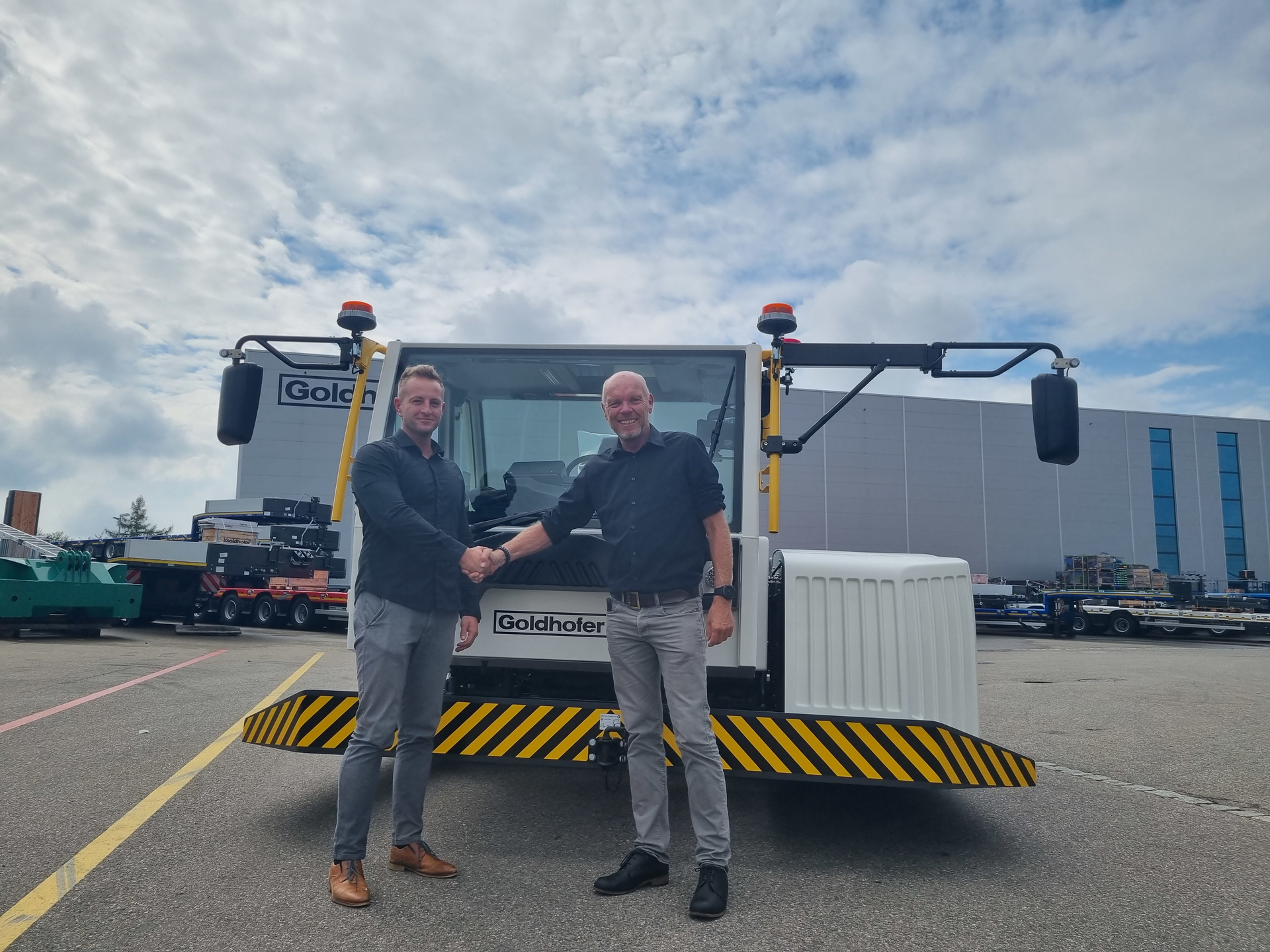 Goldhofer Airport Technology