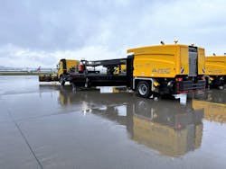 On the Stuttgart apron, the Aebi Schmidt Group and Flughafen Stuttgart GmbH presented on Wednesday what the future of winter service could look like with autonomously operating vehicles and equipment.