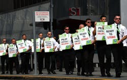 September 1, 2022 Atlanta - Delta pilots conduct informational picketing at the south terminal at Hartsfield-Jackson Atlanta International Airport ahead of the busy Labor Day travel weekend as they push for a new labor contract on Thursday, September 1, 2022.
