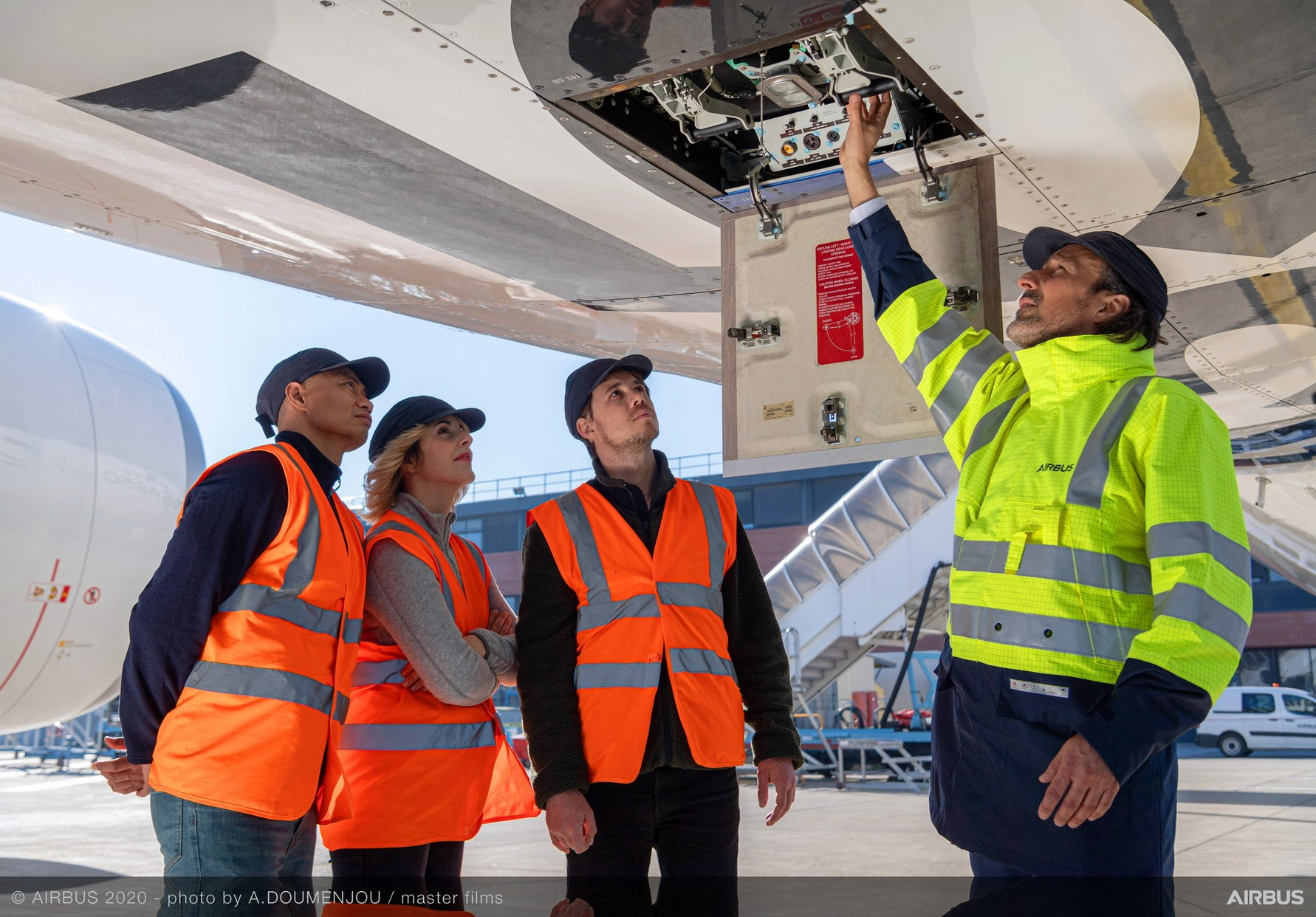 Airbus 633ed9f5a0fc2