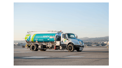 Signature Renew Fuel Truck At Sfo Signature Renew Fuel Truck At Sfo