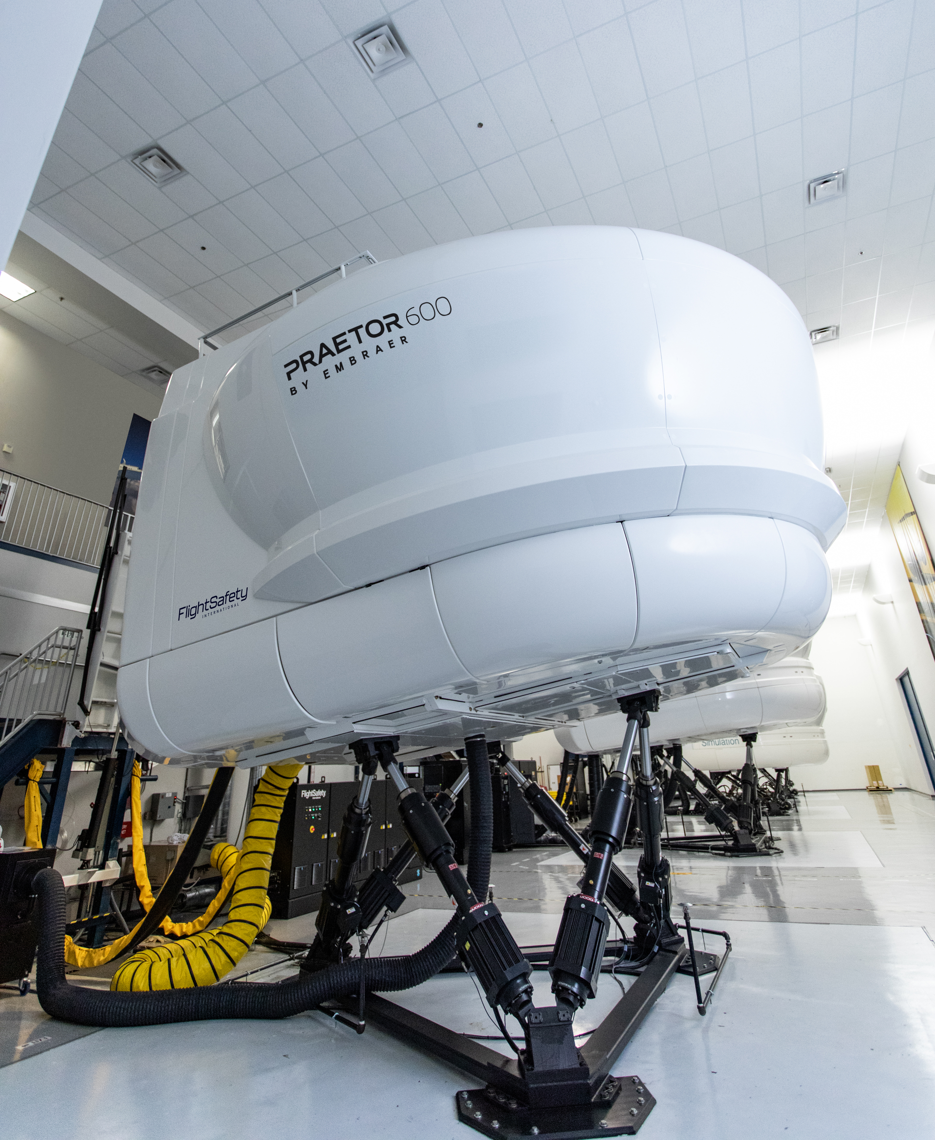 FlightSafety will offer a new full-flight simulator (FFS) for the Praetor 500 and Praetor 600 jets to meet the growing demand for these models&rsquo; training.