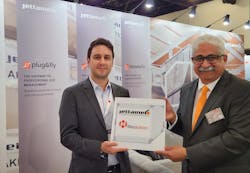 Alonso Haro, Chief Executive Officer at AeroUnion, and Shailendar Kothari, Managing Director at Jettainer Americas Inc, at the contract announcement in Miami. Alonso Haro, Chief Executive Officer at AeroUnion, and Shailendar Kothari, Managing Director at Jettainer Americas Inc, at the contract announcement in Miami.