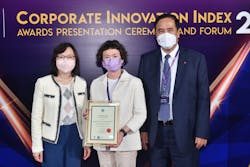 Cindy Ng, Hactl executive director — information services (center), received the CII Awards Certificate for Hactl from CUHK Business School’s dean, Zhou Lin (right) and commissioner for innovation and technology, Rebecca Pun Ting-ting (left). Cindy Ng, Hactl executive director — information services (center), received the CII Awards Certificate for Hactl from CUHK Business School’s dean, Zhou Lin (right) and commissioner for innovation and technology, Rebecca Pun Ting-ting (left).