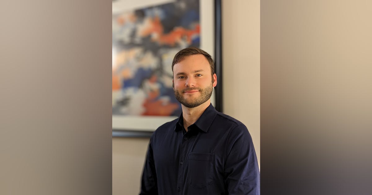 2022 Airport Business Top 40 Under 40: David Pawlak | Aviation Pros