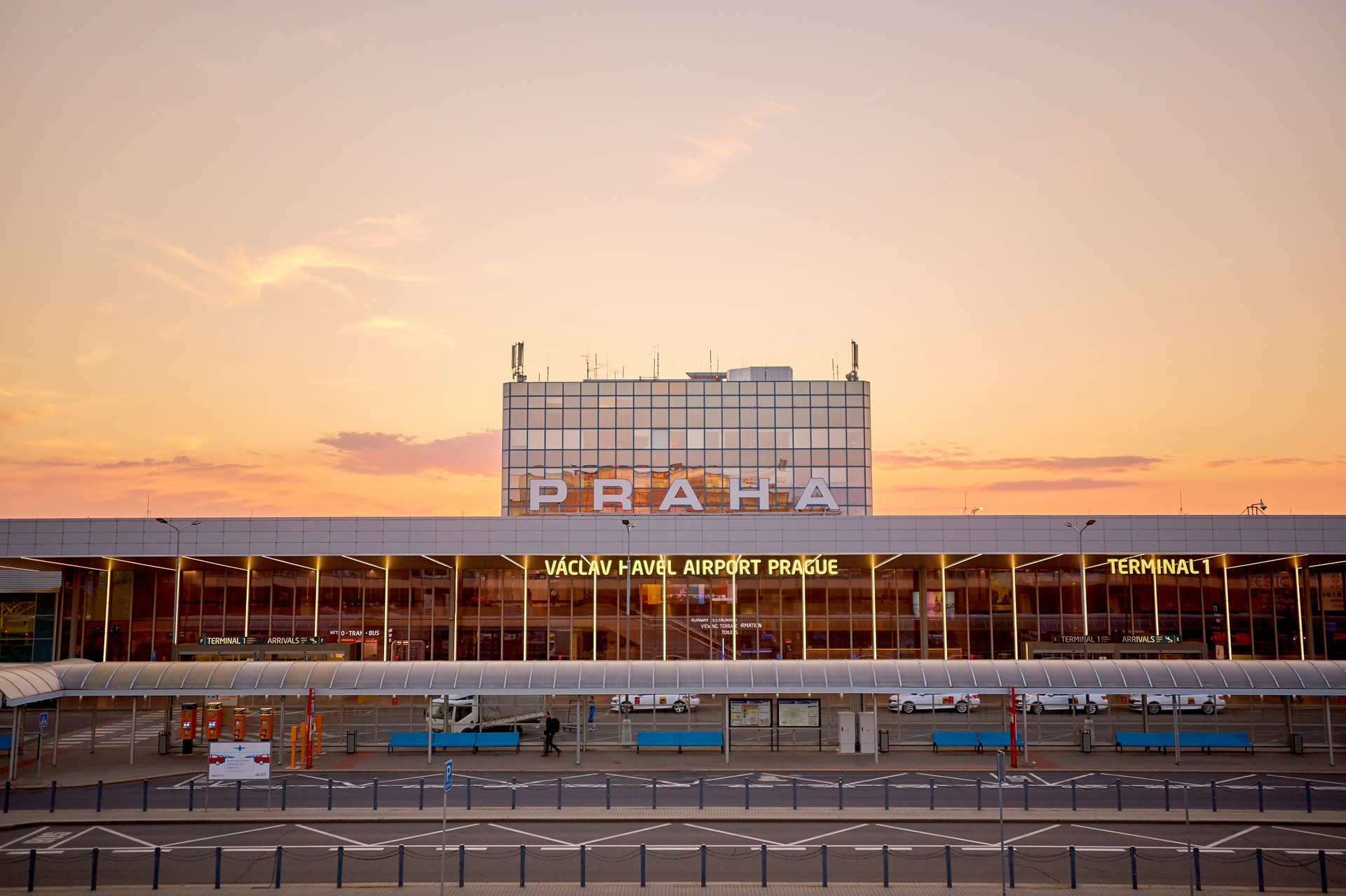 Prague Airport 639a034e3778e