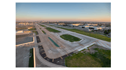 Resized Dal Love Field Runway ©trey Cambern 4501 20 Resized Dal Love Field Runway ©trey Cambern 4501 20