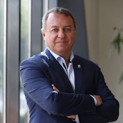 Luis Felipe de Oliveira Luis Felipe de Oliveira