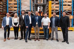 The Gebrüder Weiss team in Reutte with Günter Schmarl, Branch Manager Tyrol (4th from left) and Hannes Mayr, Regional Director West (5th from left). The Gebrüder Weiss team in Reutte with Günter Schmarl, Branch Manager Tyrol (4th from left) and Hannes Mayr, Regional Director West (5th from left).