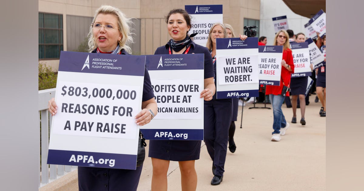 American Airlines Flight Attendants Picket at DFW Airport After Four Years Without a Raise American Airlines Flight Attendants Picket at DFW Airport After Four Years Without a Raise
