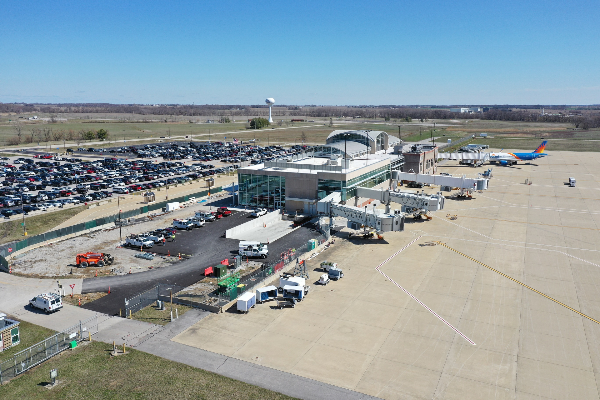 New Boarding bridges serving the terminal expansion