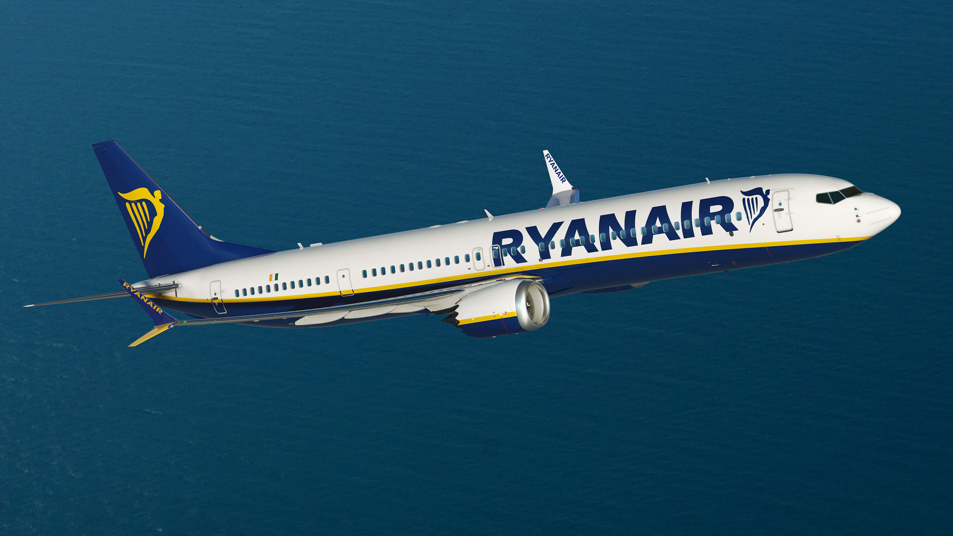 Boeing Ryanair 1 645a57cb46001