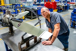 Gld 5648 64666d3b91962 Gld 5648 64666d3b91962