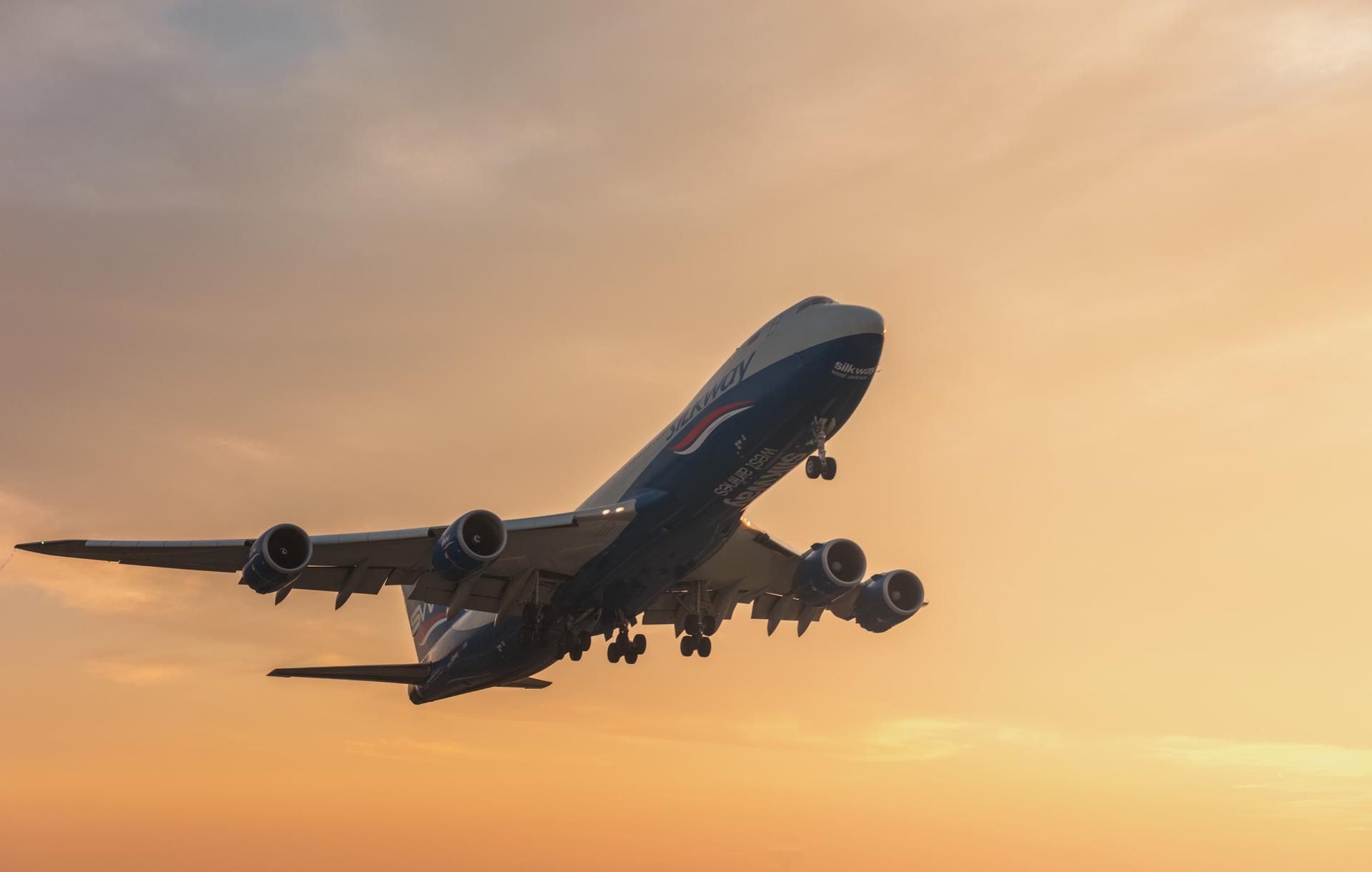 Silk Way West Airlines 645b9bd67f768