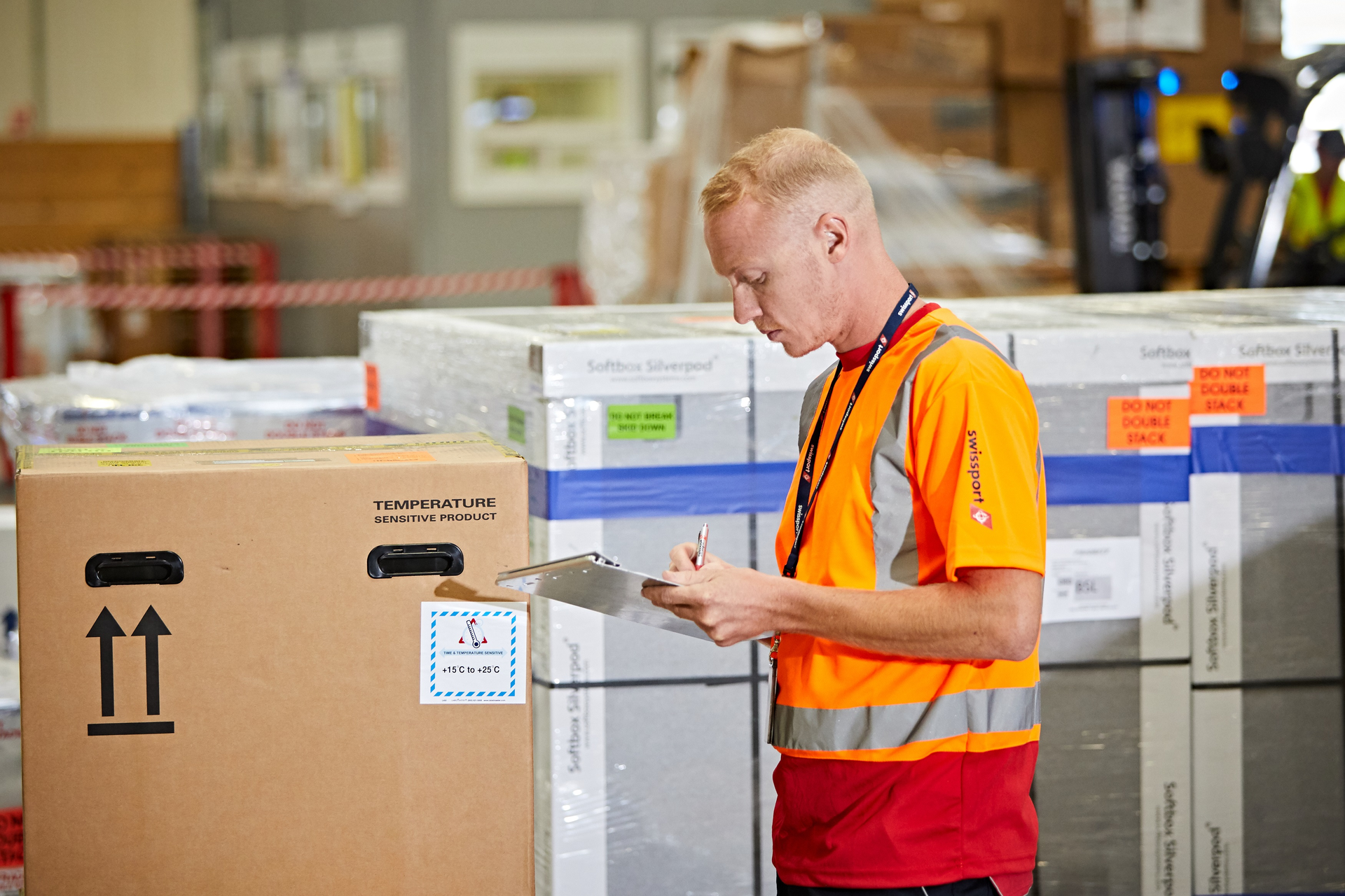 Swissport Pharma 6494484a22b84