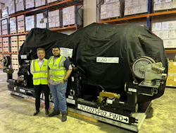 David Wong (left) – Singapore Station Manager B&H Worldwide, and Muhammad Norhakim – Warehouse Supervisor Singapore.