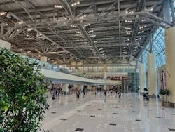 Moscow Domodedovo Airport named after M.V. Lomonosov is one of the largest air hubs in Russia. In 2022, traffic amounted to 21.2 million passengers. Domodedovo was chosen for flights to Moscow by members of the world's leading aviation alliances - Star Alliance and oneworld. Moscow Domodedovo Airport named after M.V. Lomonosov is one of the largest air hubs in Russia. In 2022, traffic amounted to 21.2 million passengers. Domodedovo was chosen for flights to Moscow by members of the world's leading aviation alliances - Star Alliance and oneworld.