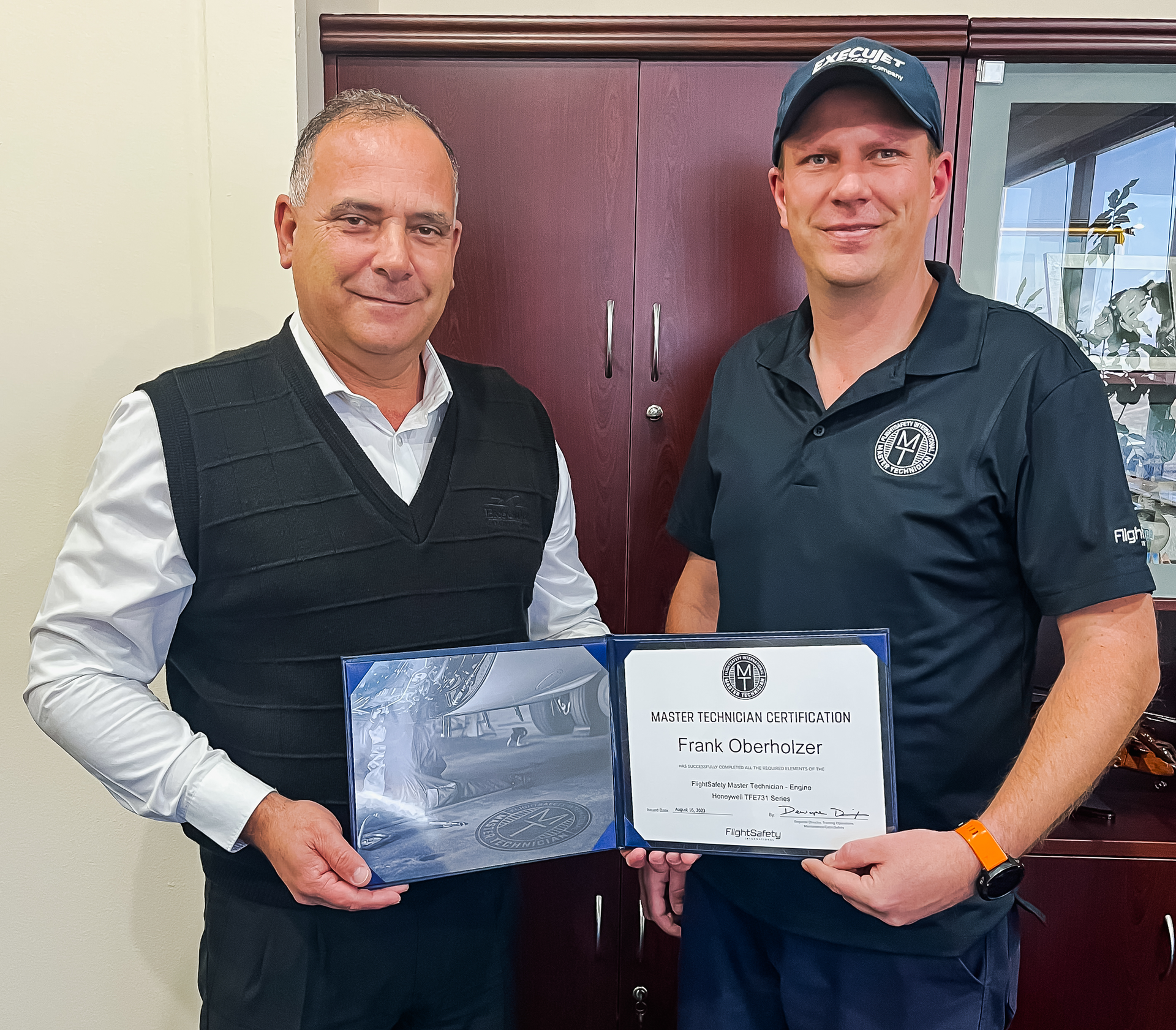 From left to right, Vince Goncalves, Regional VP Africa at ExecuJet MRO Services, and Frank Oberholzer, ExecuJet MRO Services Africa's Maintenance Supervisor for Engines