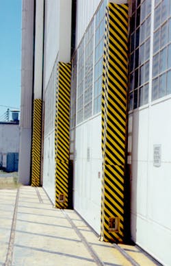 Hangar 20 Door 20 6529a2242e23d