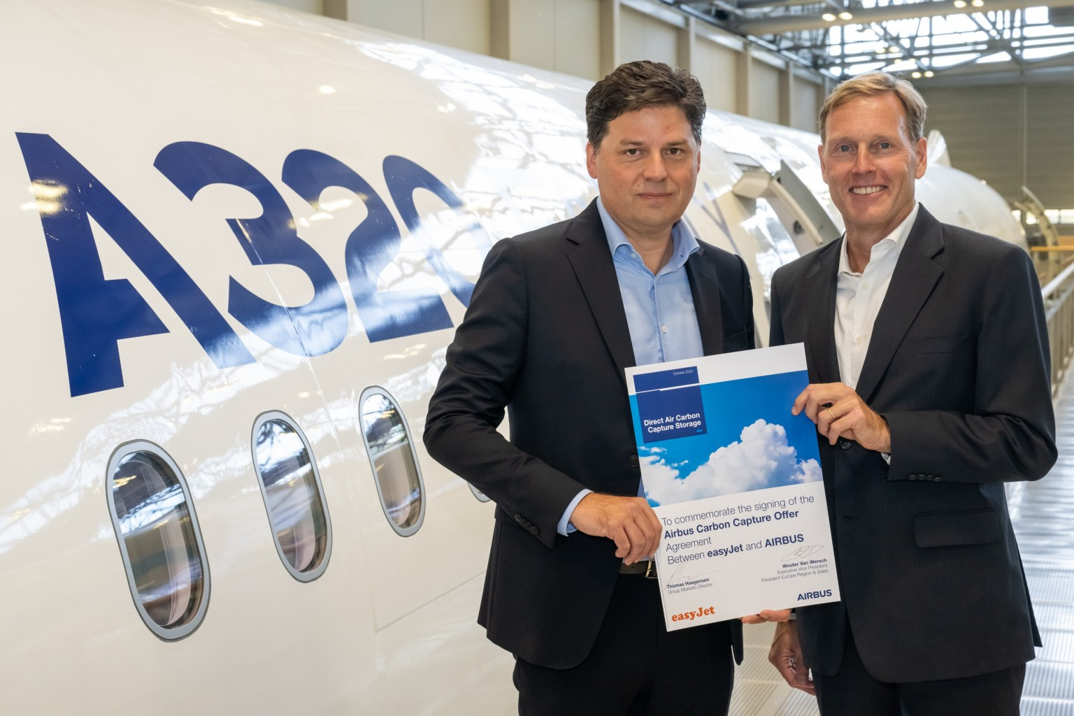 Thomas Haagensen At Easy Jet And Wouter Van Wersch At Airbus Daccs Contract Signing