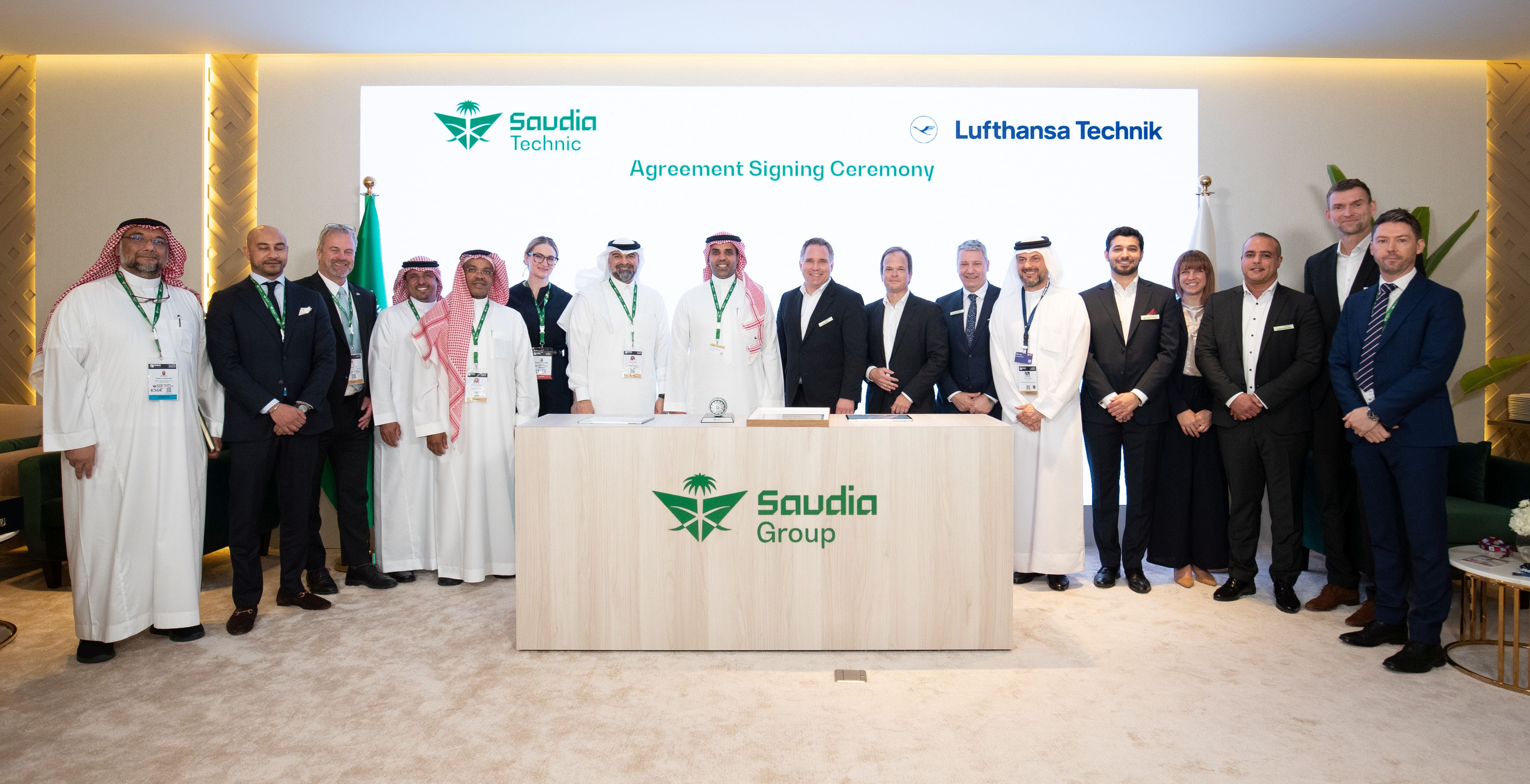 65523dc38be39a001ef44e0e 20231113 Signing Ceremony Saudia Technic Lufthansa