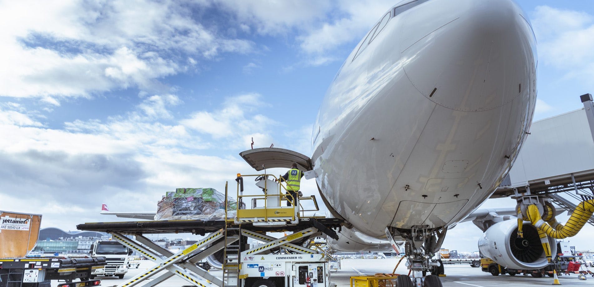 menziesaviationexpandscargobusinessatlondonsheathr