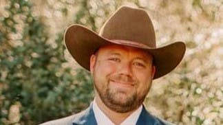 65ca15aaf15ca8001eeff9bd 654bfa41592633001d2bb29atop 40 Pic 5