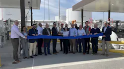 iah_fuel_ribboncutting_photo