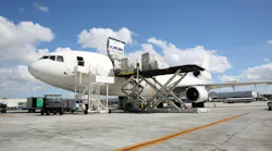 cargo20plane20with20airlink20banner