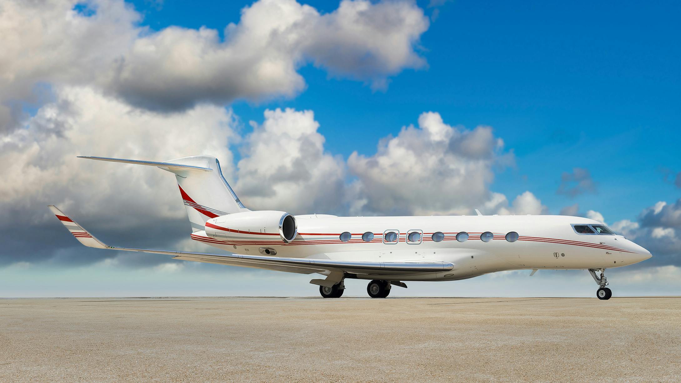 This was the first complete Gulfstream G650ER paint project delivered from Duncan Aviation's full-service maintenance, repair, and overhaul facility in Lincoln, Nebraska.