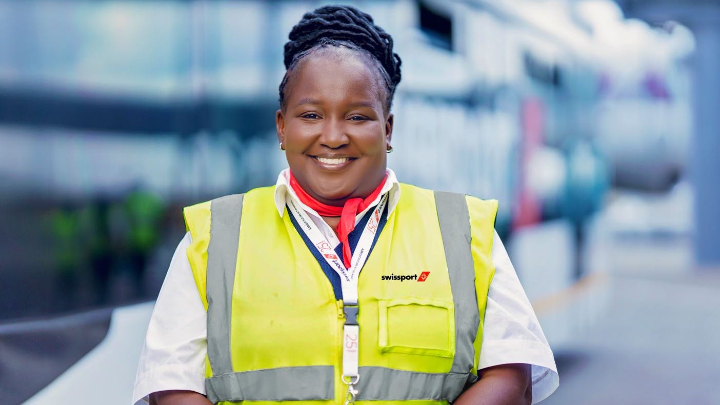 138db6dad800swissportemployee