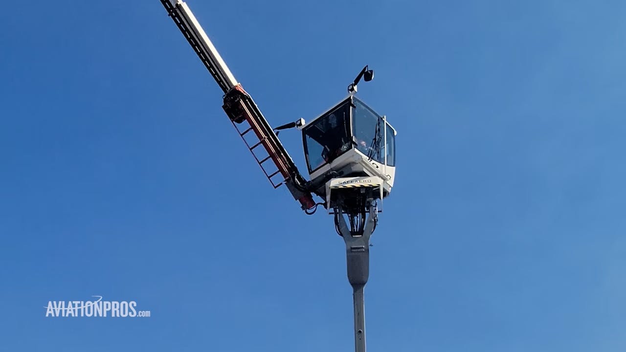 GSE Expo Europe Textron GSE 220E Demo