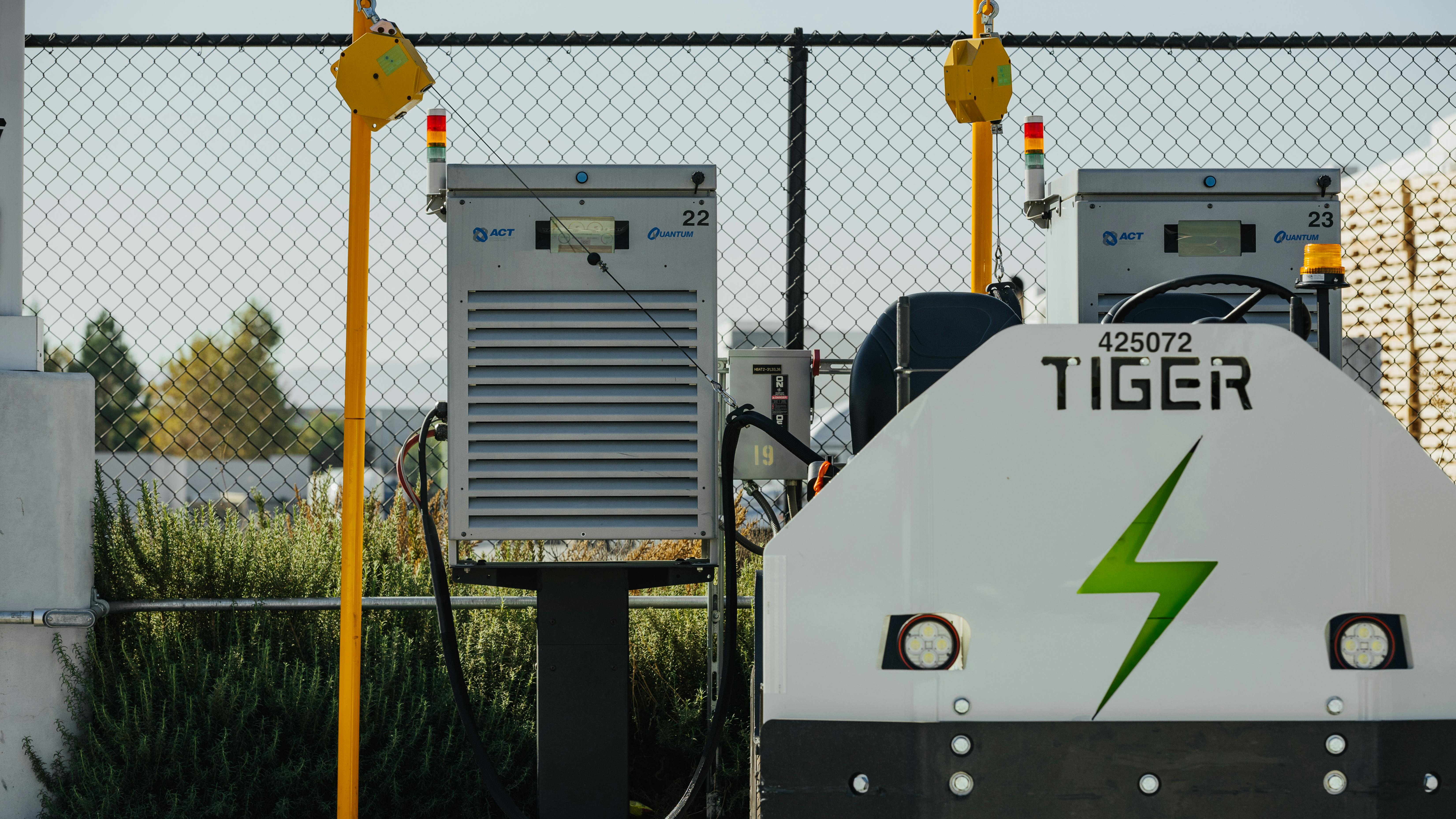 Transitioning to electric GSE provides an opportunity to boost efficiency and sustainability, but it also introduces the challenge of ensuring reliable and timely charging.