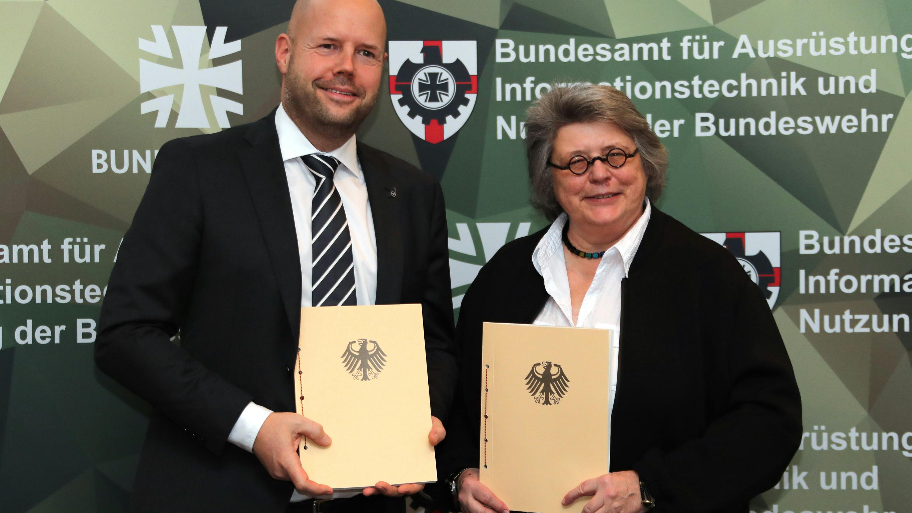 67644bf53a515246ea280108 241219 Signing Dircma350 01 3000px Copyright Baain