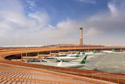 67649753895ee826d3598484 Saudia 787 Sideview 02 2