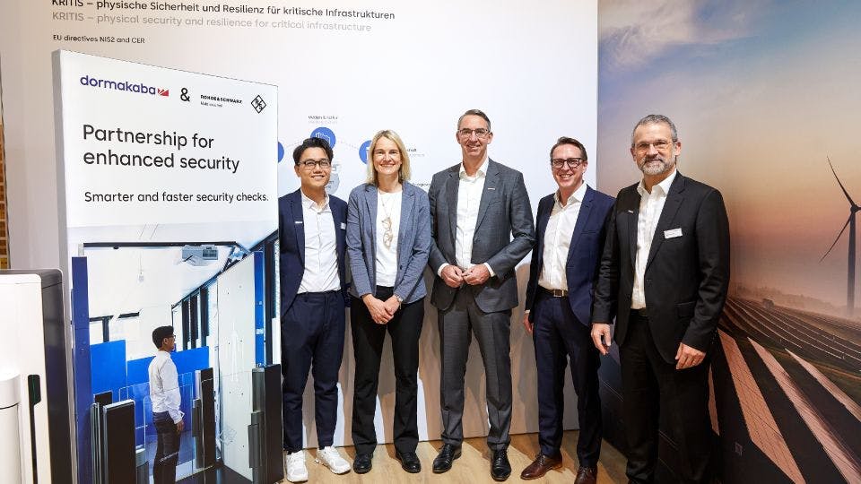 apsdormakababauscenephotorohdeschwarz_200_109656_9