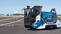 schiphol_apron_klm_plane_autodollytug_