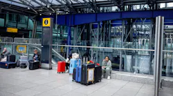 worldnewslondonairportfireget
