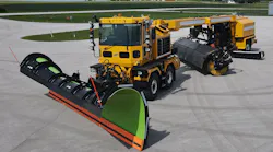 mb5c_courtesy_mb_6x4_250