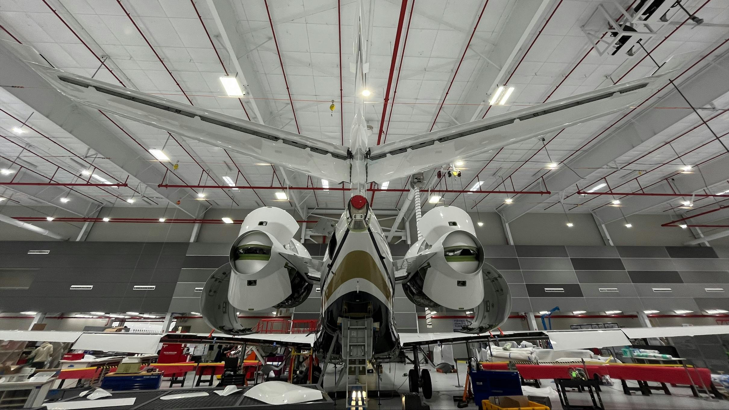 67e2c5f0855e43cc15a40268 6x Image 2 Tag Aviation