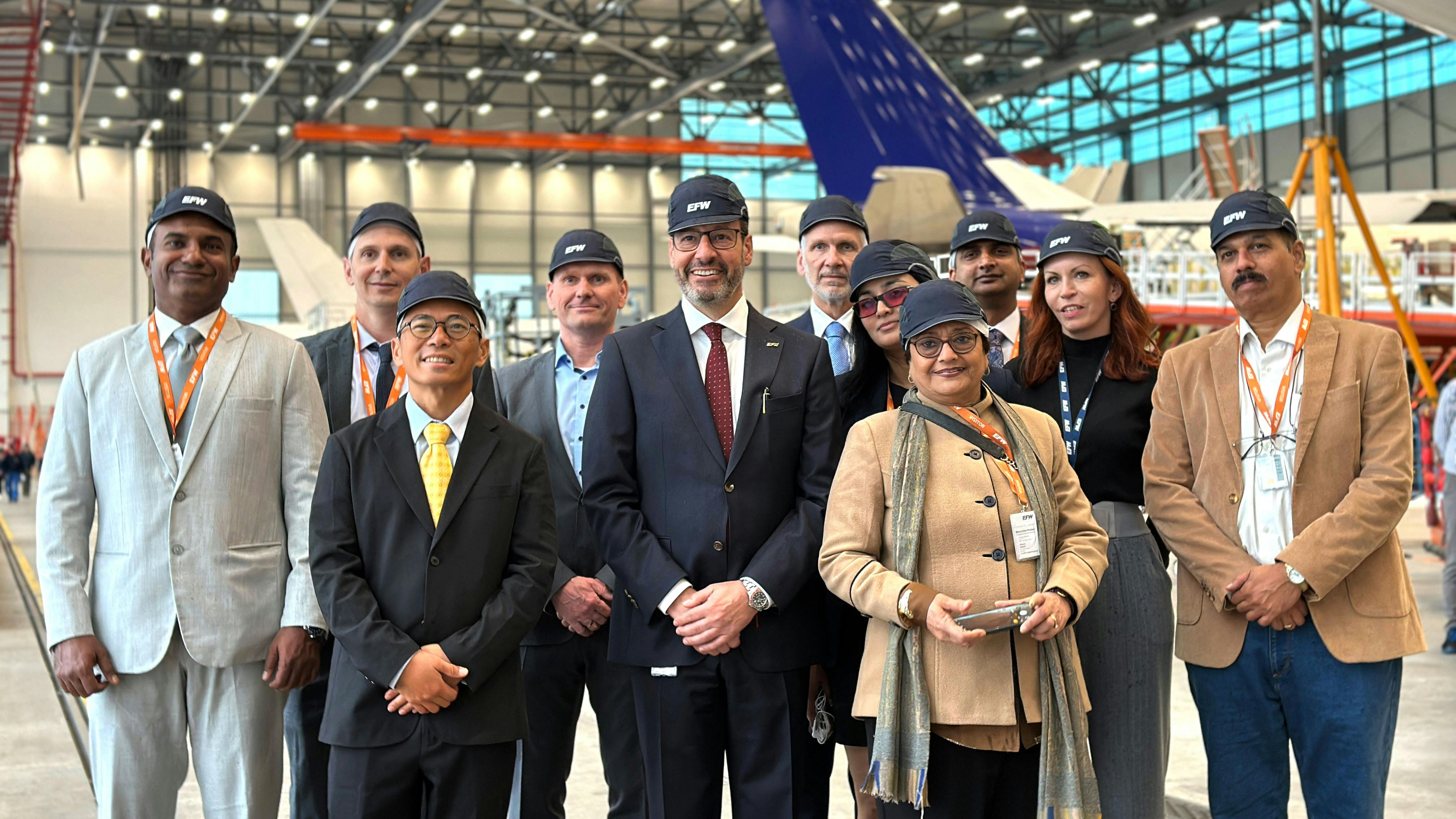 680f72d33961c2fbf7f04bc0 Efw And Confity At Hangar