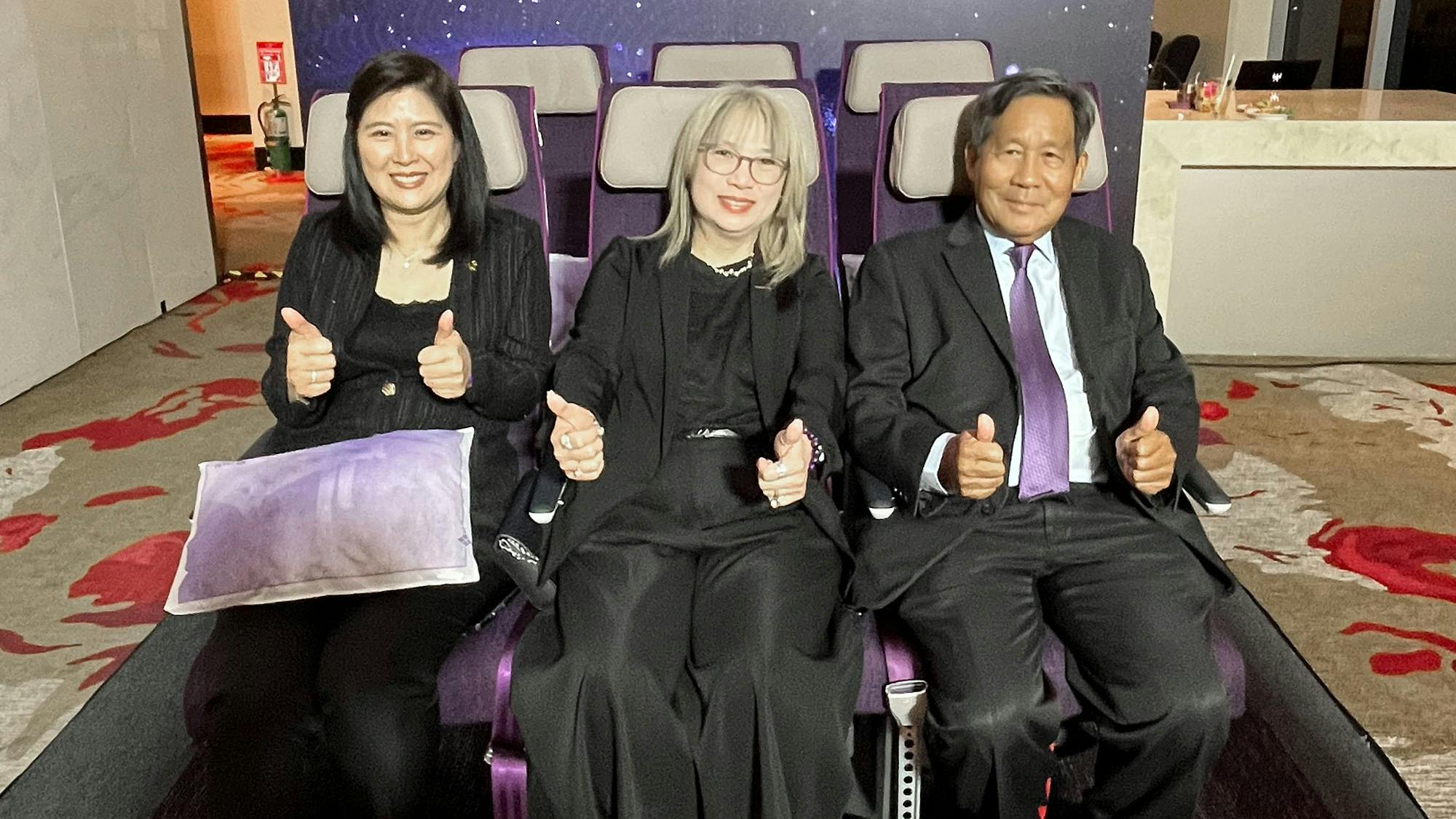 683707c2c40b567728c22bd9 Recaro Aircraft Seating Press Release Thai Airways