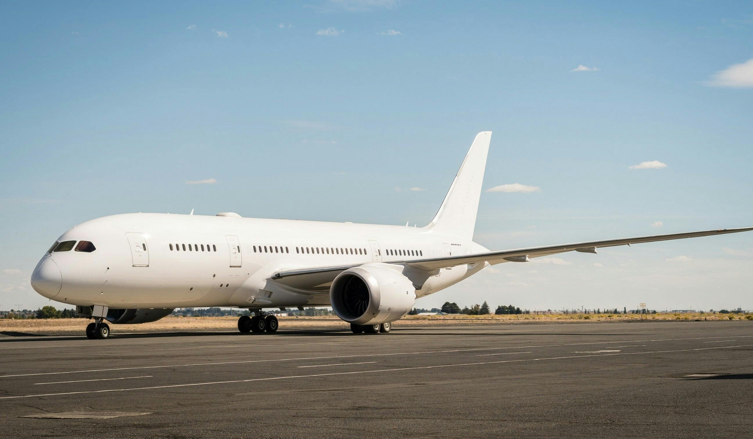 BBJ 787-8 Arriving in Moses Lake