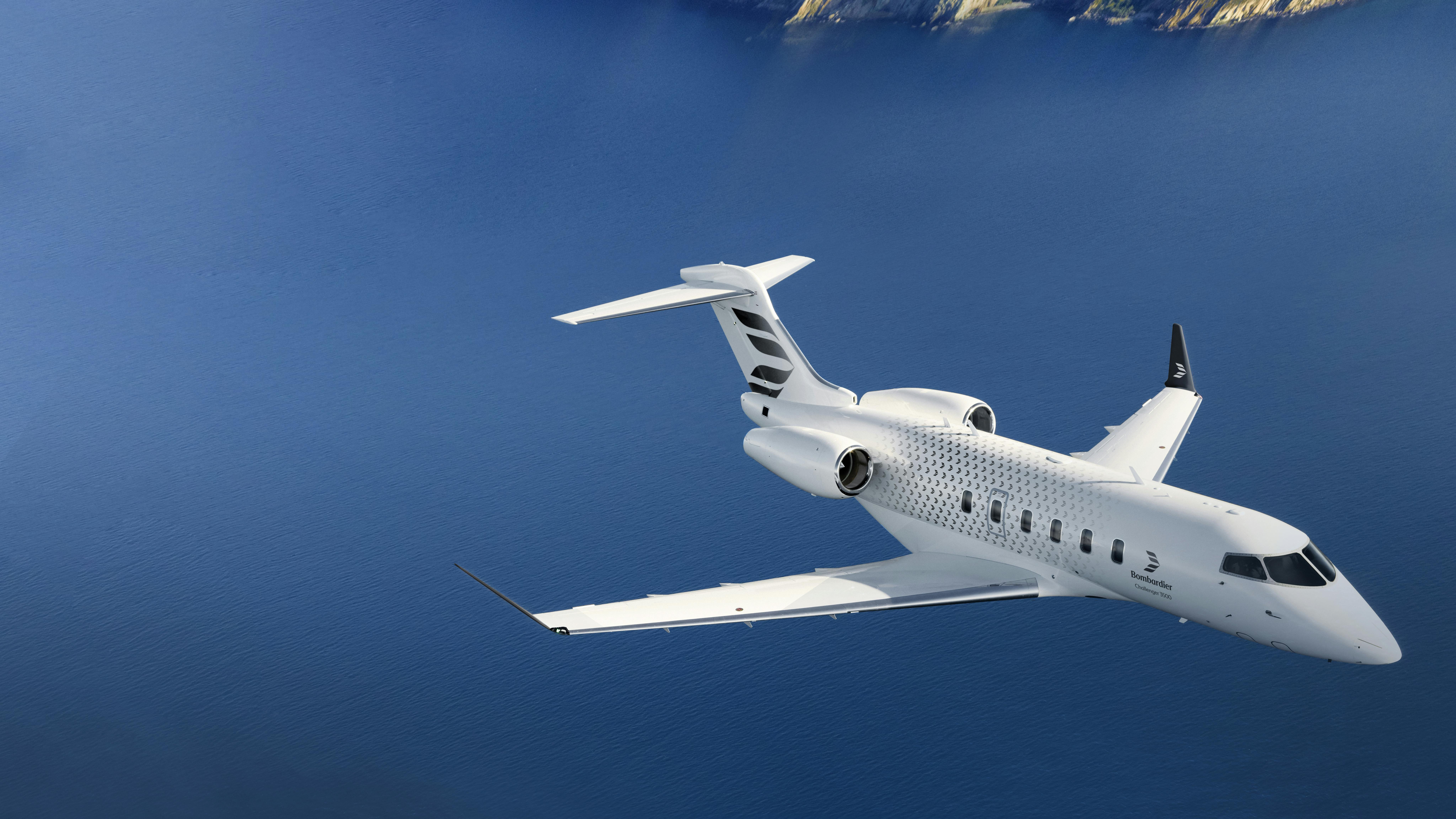 688cbc0185ca43736b2ec3af Challenger3500inflightwater1