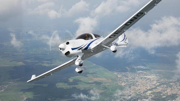 689a1e0e20cfd7a333d396ed Diamond Ng40