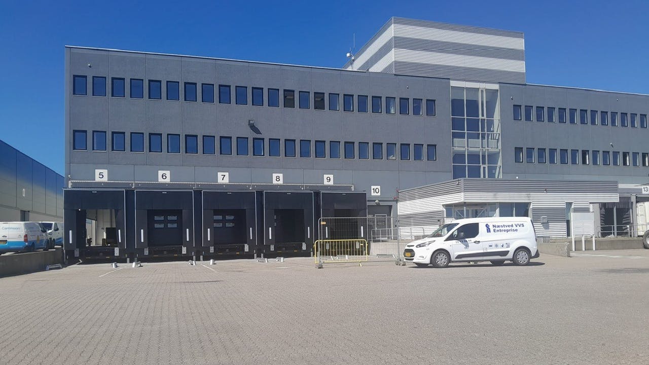 689b423bceaaf61e1fc3a296 K28front